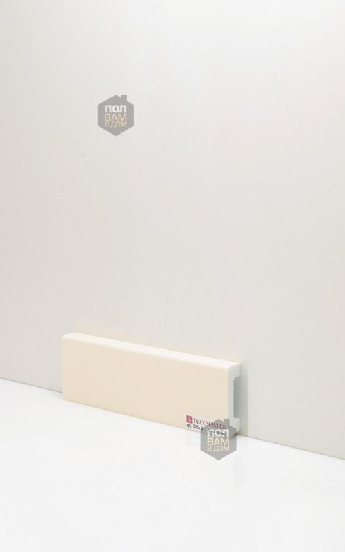 Плинтус напольный Decomaster D234-61